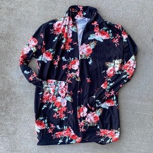 💋CLEAROUT Overmal floral cardi